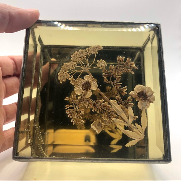 Pressed flower glass box - Picture 7 of 7
